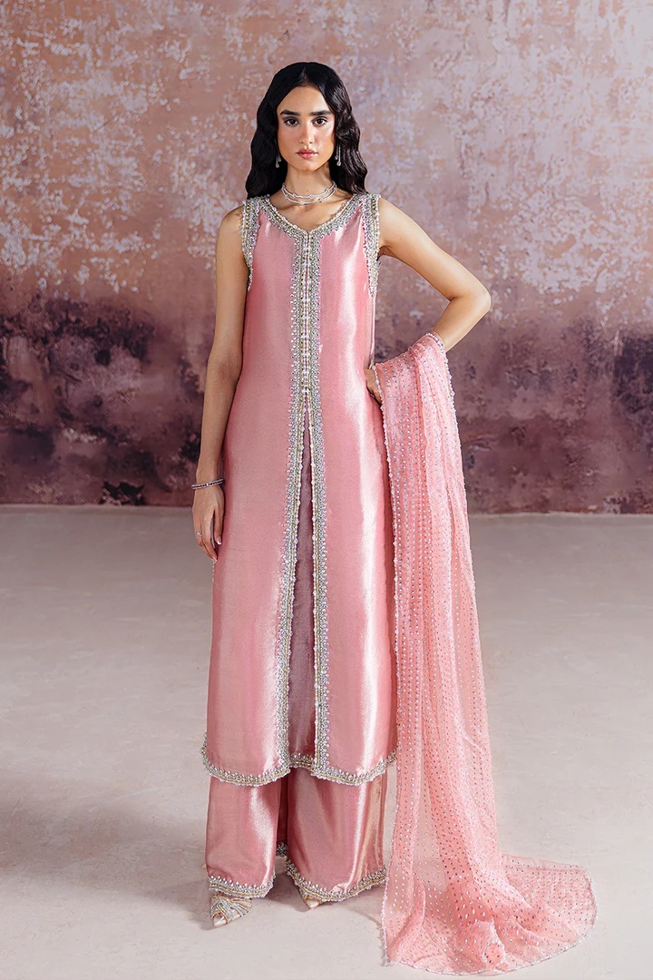 SRA- RYDA pakistani fashion outfit in black tones.